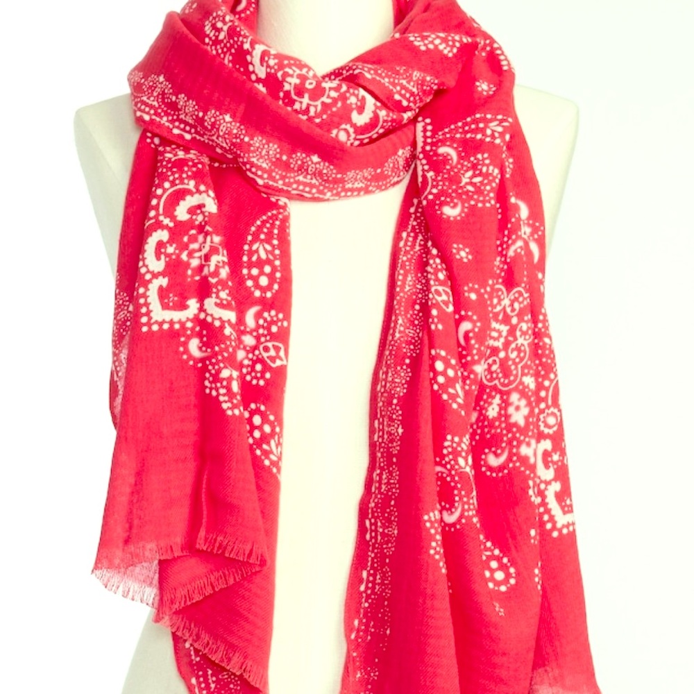 GAP Scarf